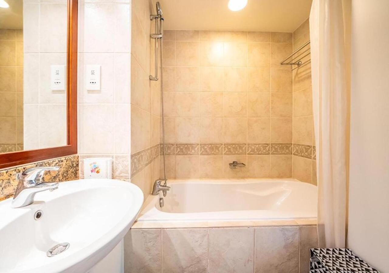 Апартаменти Quickstay Homes -2br At Al Mesk Tower Marina Дубай